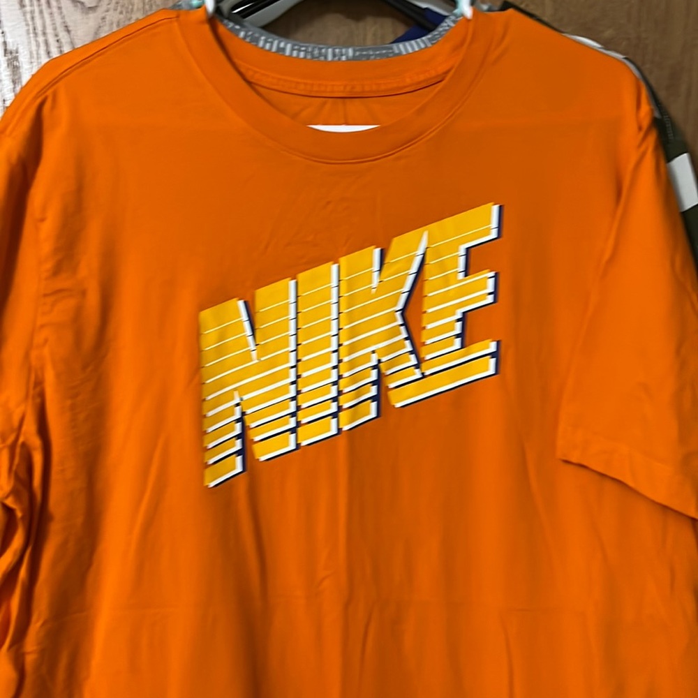 XL mens Nike T-shirt. Never worn